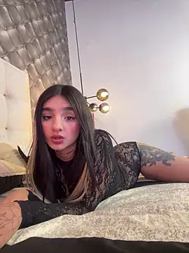 Abriil_cuteeのライブXXXチャット