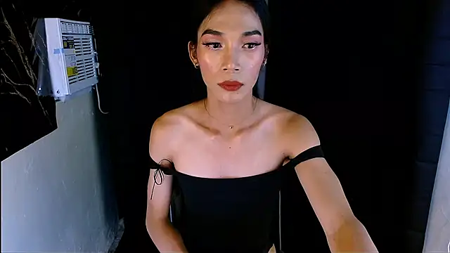 XoTrisha Show Webcam