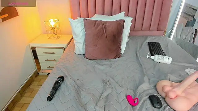 MarianaScott_: онлайн-секс-чат