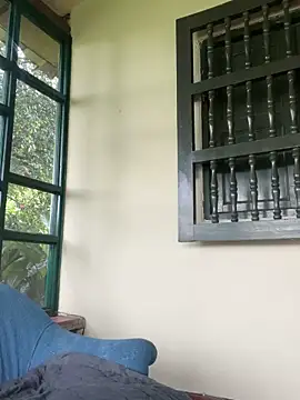 AliceMrtnz: απευθείας συνομιλία ΧΧΧ