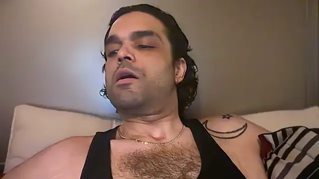 KungFuPanda001's Live XXX Chat