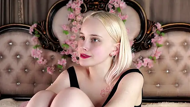 KirstinMcgeady's Live XXX Chat