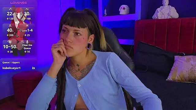 _sharlotte777 Live XXX-chat