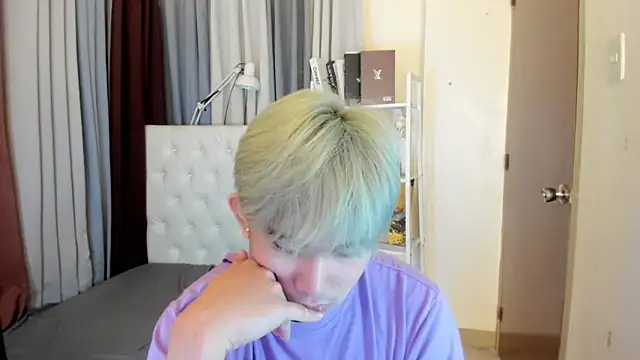 davincihugecock's Live XXX Chat