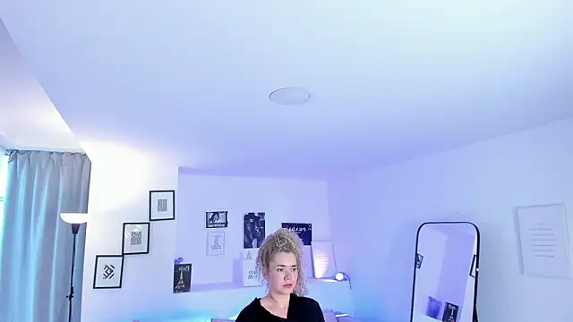 Sasha_belova Adlı Modelin Canlı XXX Sohbeti