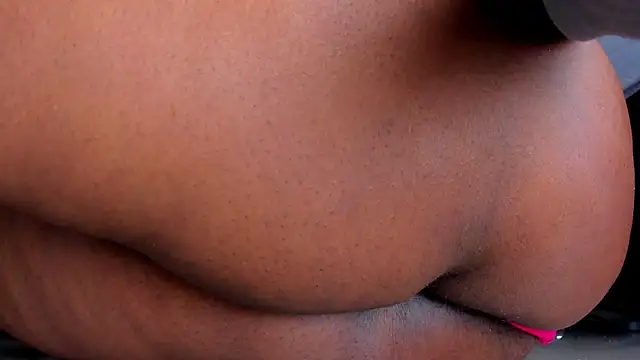 Skarleth69n Live XXX chat