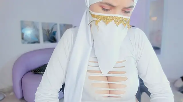 salma_isawwii 网络视讯表演