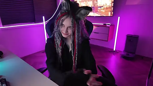 GreySwan – Naživo XXX chat