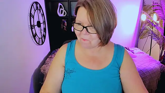 Shannonshine's Live XXX Chat