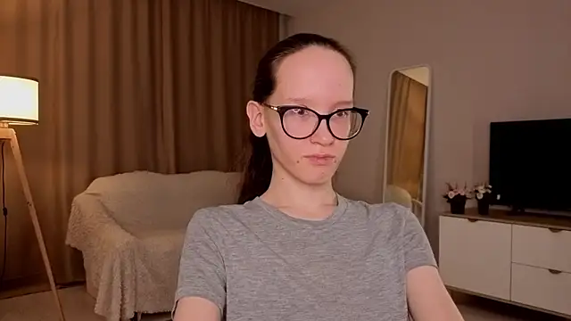 BettyBrowni Adlı Modelin Canlı XXX Sohbeti