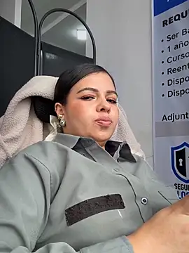 XXX chat uživo modela Ariana-07