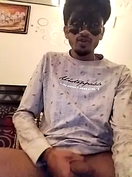 Wild_Vassu Show Webcam