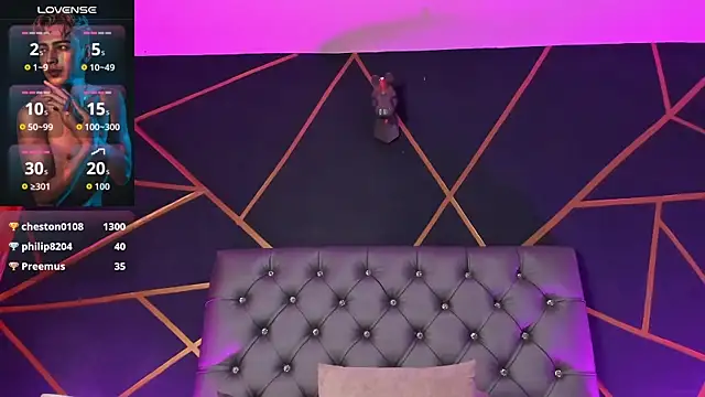 Lian_Miller1_ webcam show