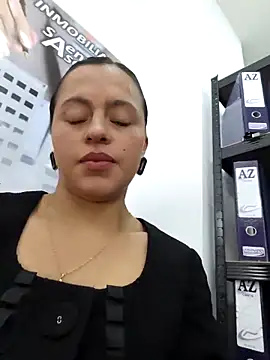 ALEJA__22 网络视讯表演