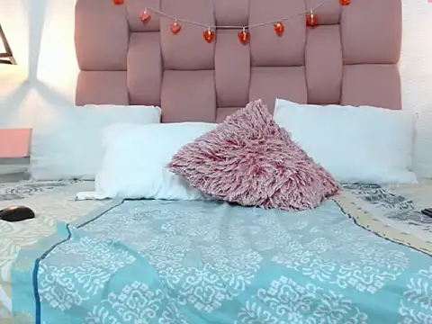 Chatroom XXX en direct de Keilafoxx18