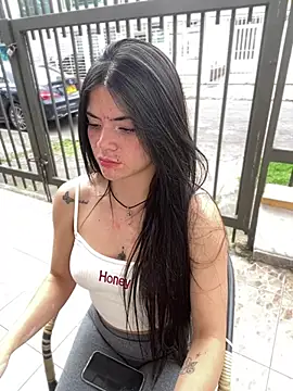 PamelaJonsom_ Chat XXX in diretta