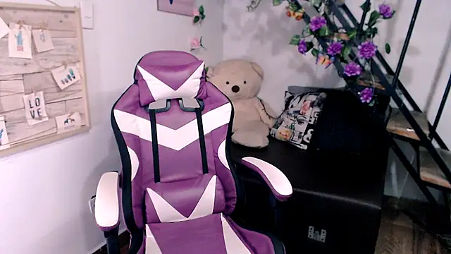 Chat +18 de samantha_baby_ ao vivo