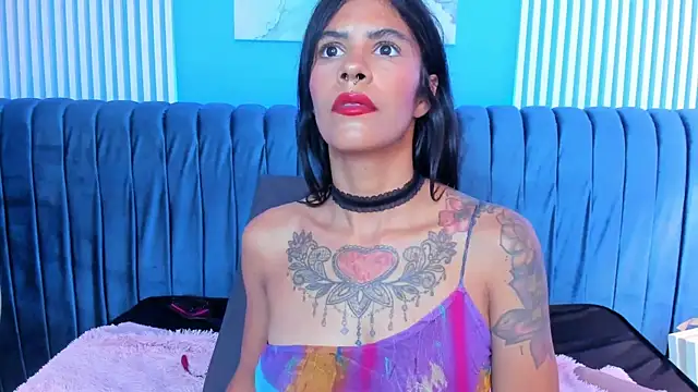 milavega_'s Live XXX Chat