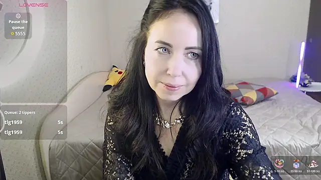 beautiful_moon3 Adlı Modelin Canlı XXX Sohbeti