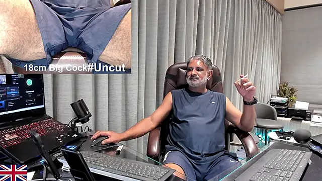 OnlineBossUK's Webcam Show