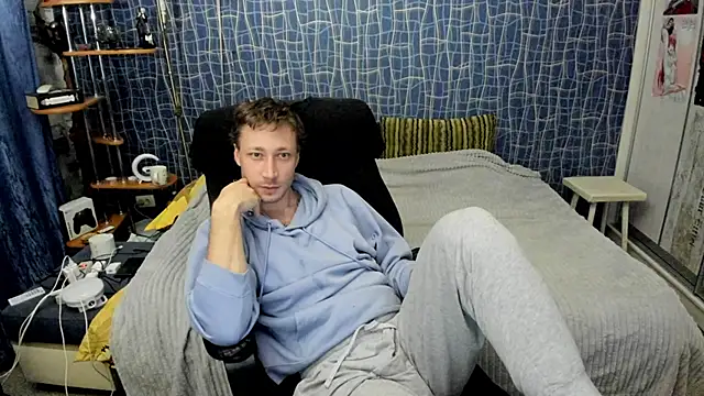 Webkamerová show CuteBoy228