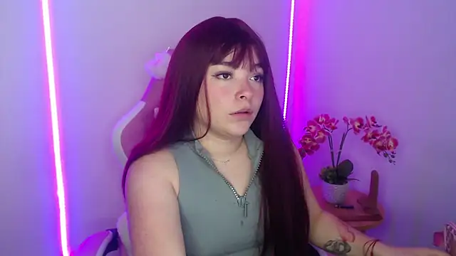 Chat +18 de Nahia_Brm ao vivo