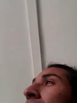 LargeDominoes' Webcam Show