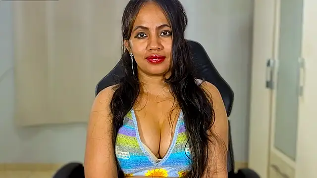 Chatroom XXX en direct de FannyXhot