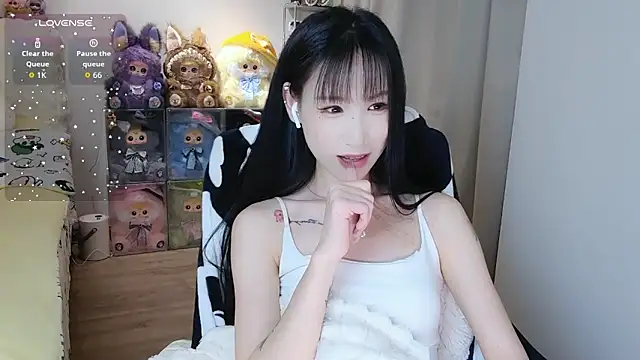 M-OTT_ – Live XXX-chat