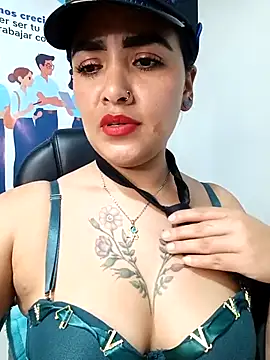 MAYE__13 Live XXX-Chat