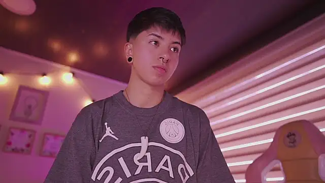 Czat XXX na żywo – tommy_blue