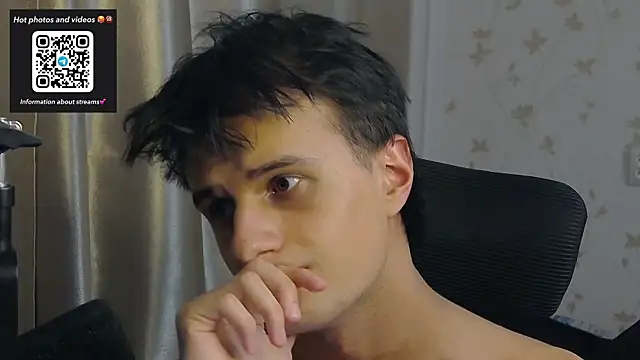 nuar_x লা  ইভ XXX চ্যাট