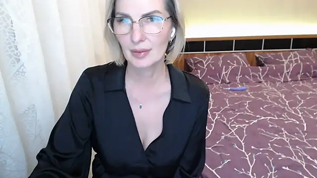 sensualEmilia: вебкам-шоу