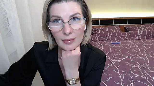 sensualEmilia Obrolan Langsung XXX