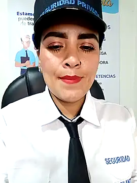 Chat +18 de MAYE__13 ao vivo