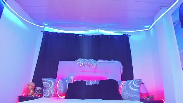 Ethan_Boyy Adlı Modelin Web Kamerası Şovu