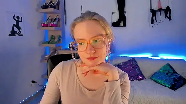 NancyHottie 即時 XXX 聊天