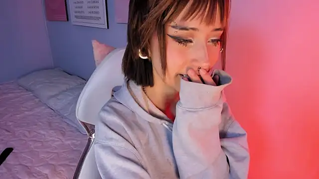 Hannahpage 现场XXX聊天