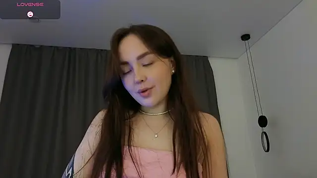 fallin_lovee 即時 XXX 聊天