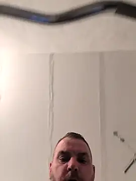 Deeptharot--001のライブXXXチャット