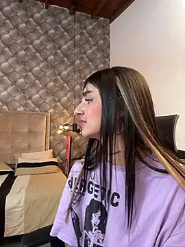 Czat XXX na żywo – Abriil_cutee