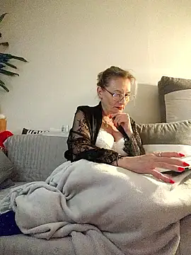 Blond_lady_czechのライブXXXチャット