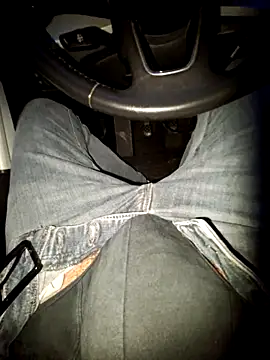 Nzino1983 Webcam show