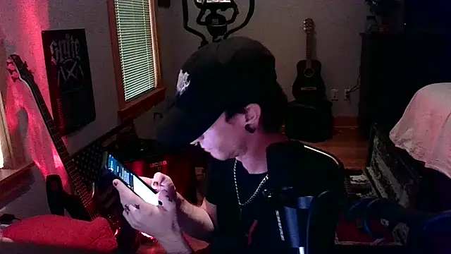 LEVIATHANX666 Webcam Show