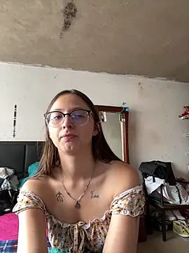 Aria_roouse3's Live XXX Chat