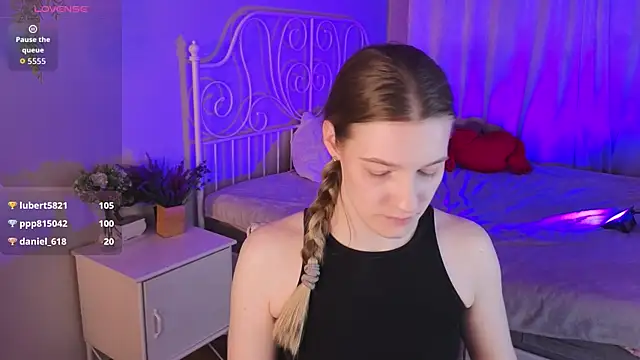 Vanessa___Lui 现场XXX聊天