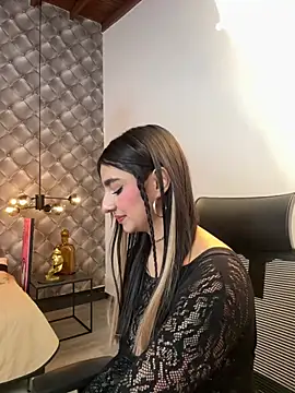 Abriil_cutee: онлайн-секс-чат