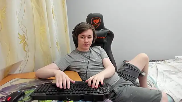 Вебкам-шоу iliaskrislove