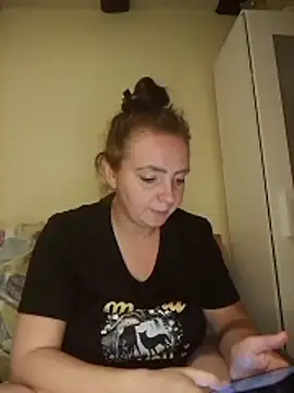 แชท XXX สดของ Bella-Monroe