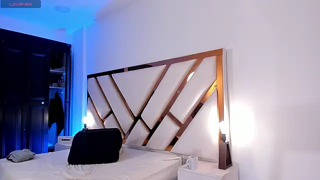 Aron_cruz Webcam show